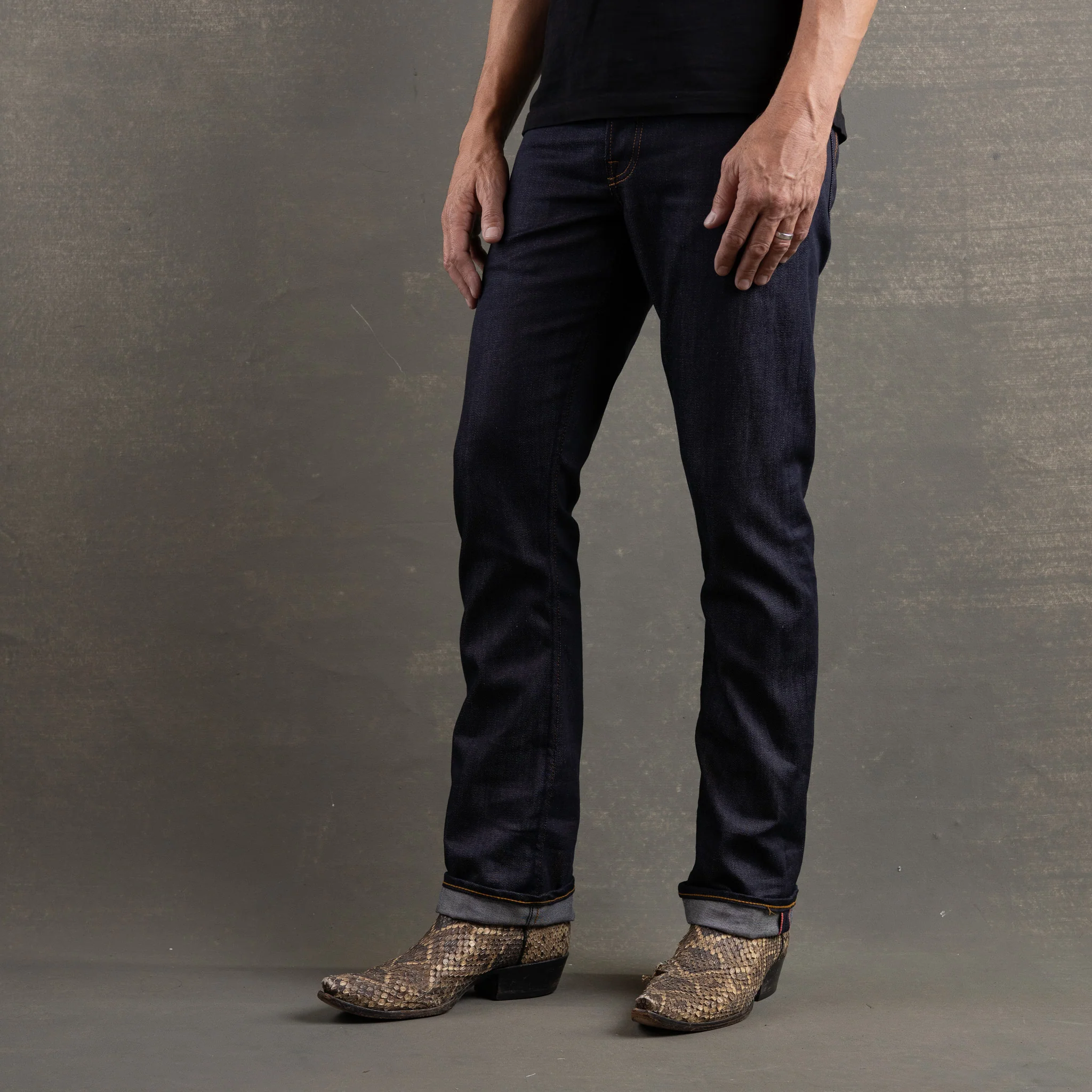 Mojave Western Cut 9oz Red Sun Selvage Denim - Image 5
