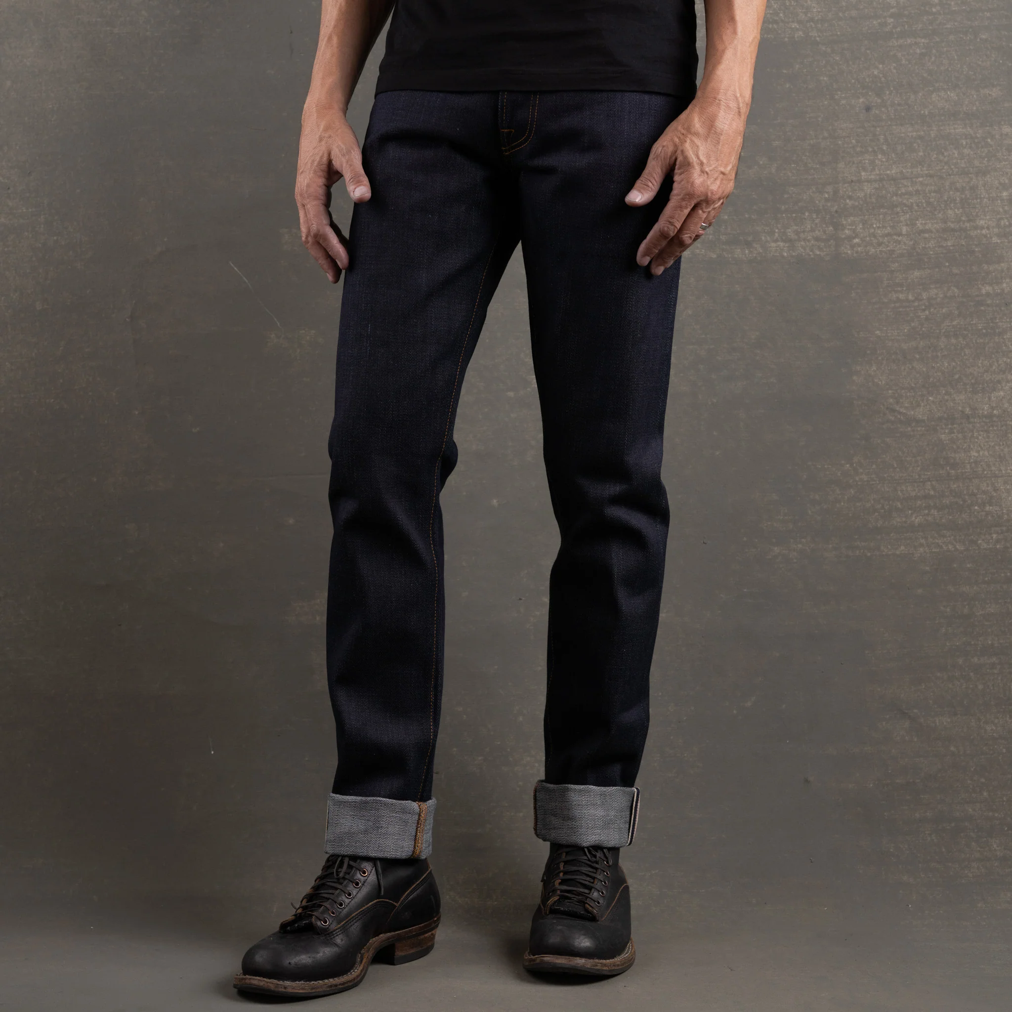 Slim Straight 21.5oz 'Gauntlet' Heavyweight Selvage Denim - Image 3