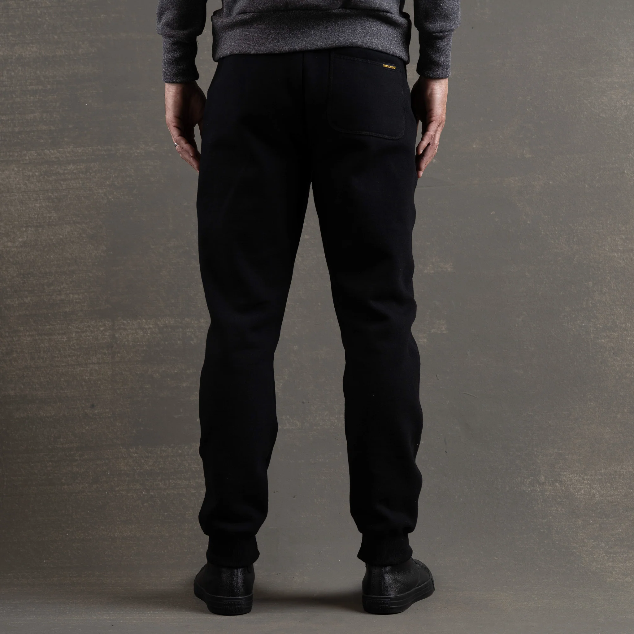 Sumo Heavyweight Fleece Sweatpants - Black - Image 3