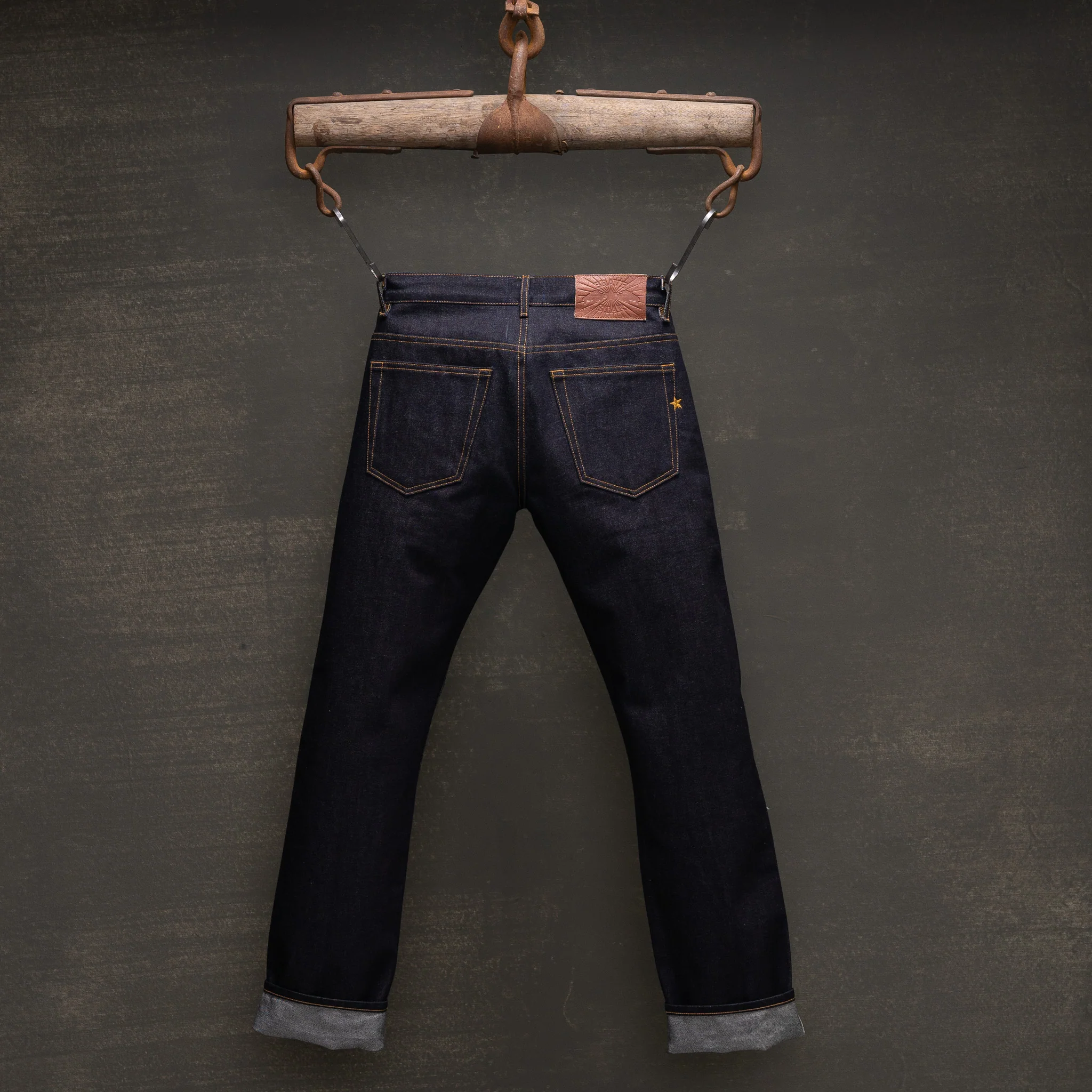 TRUE STRAIGHT 16.5oz 'Blue Blood' Selvage Denim - Image 5
